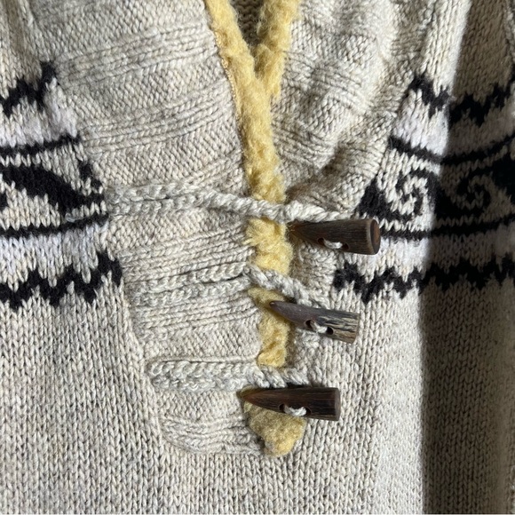 FREE PEOPLE *RARE* Eskimo Faux Fur Trim Toggle Hooded Wool Tunic Sweater - Picture 9 of 14